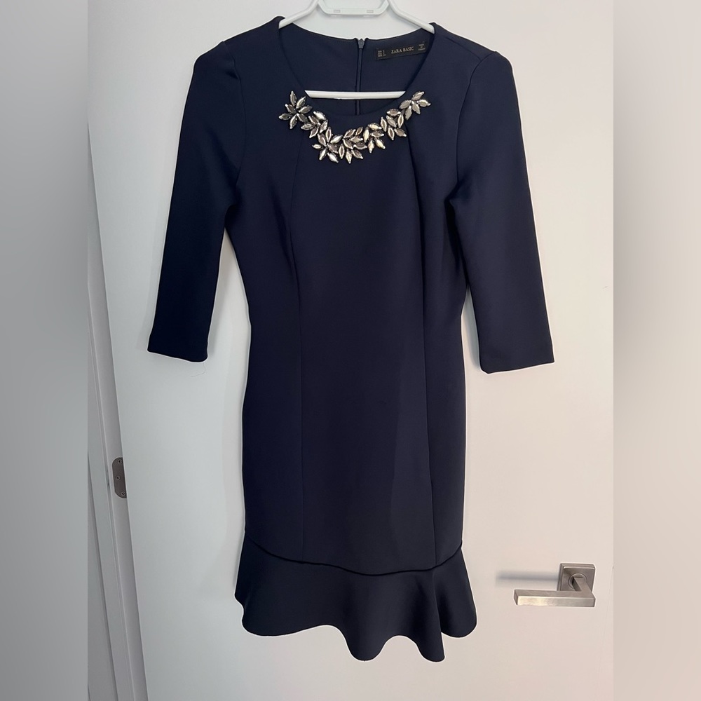 Dress with jewelry detail